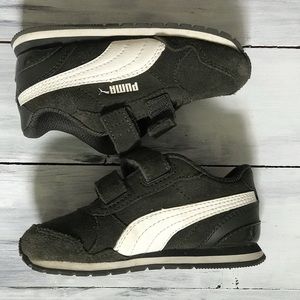 Toddler Puma sneakers. Green. Size 6